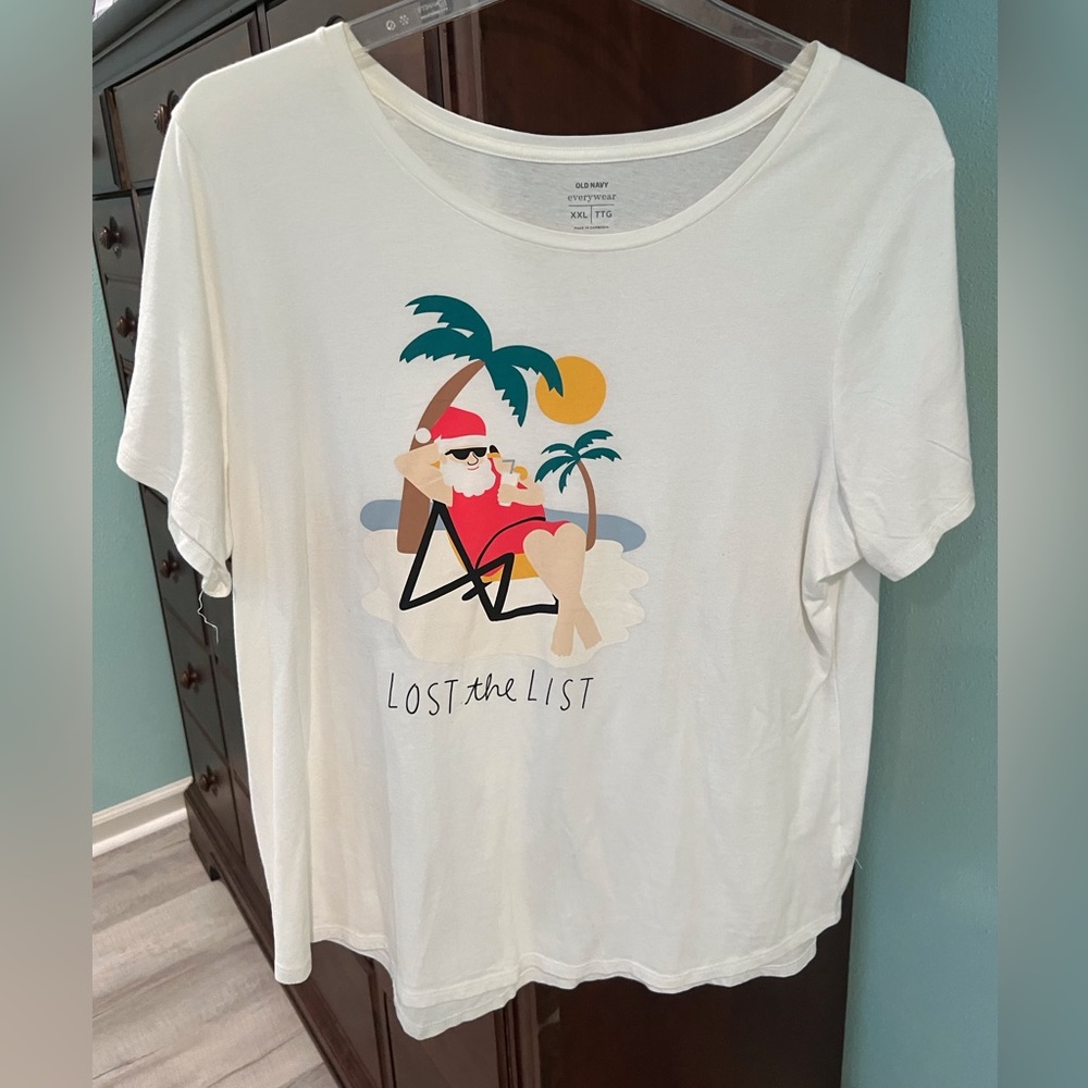 Old Navy Santa Tee Shirt - NWOT